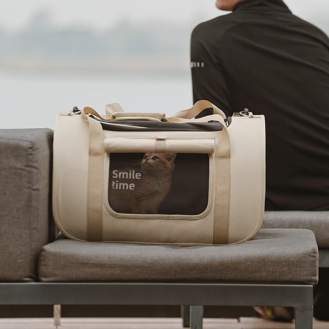 Autumn Letter Pet Carrier Wholesale Breathable Soft-Sided Cat Backpack