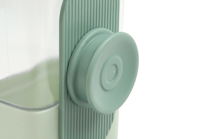 Dog Water Drinker Automatic Feeder Hanging Water Bottle Pet Supplies